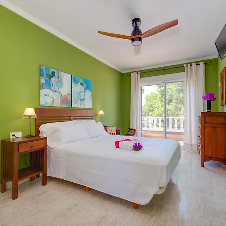 Будинок відпочинку Casa Con Piscina Privada Y Bbq - Playa 12min A Pie