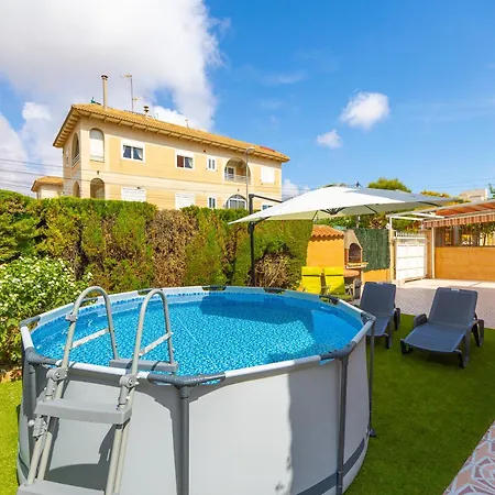 Будинок відпочинку Casa Con Piscina Privada Y Bbq - Playa 12min A Pie Торрев'єха